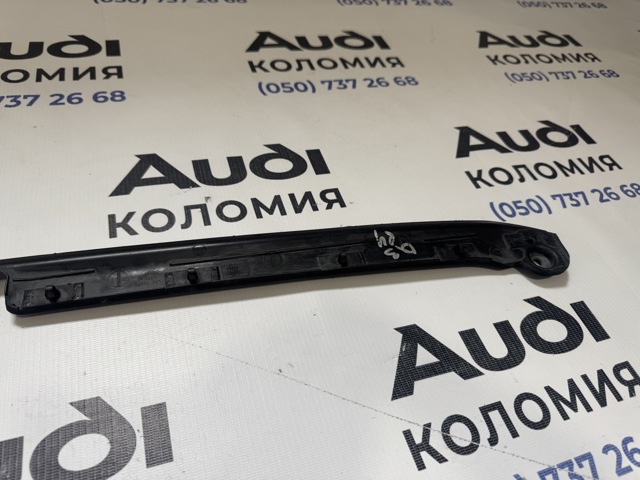 VAG 8U0823126B в наличии Киев
