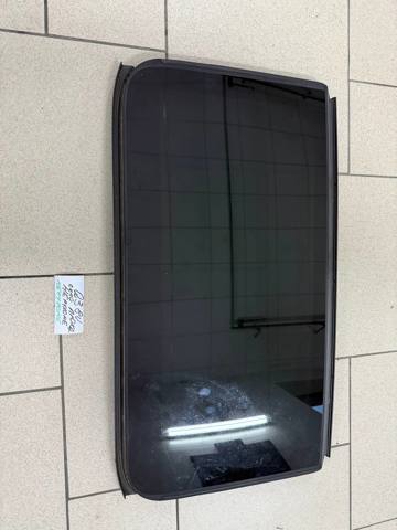 Крышка люка крыши, задняя 8U0877072 VAG