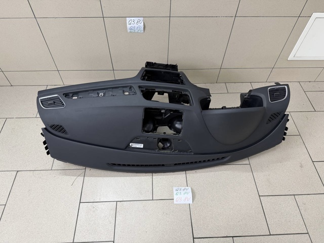 Панель салона передняя "торпедо" 8U1857001M24A VAG