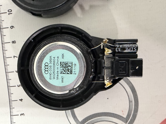 8W0035399A VAG купить в Ровно