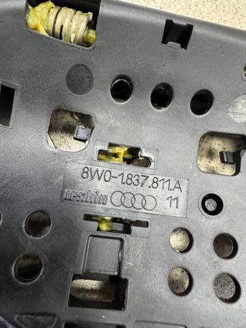 8W01837811A Держатель наружной ручки двери передней левой купить Запорожье