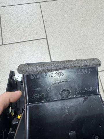 VAG 8W0819203B6PS Решетка вентиляции салона в подлокотнике задняя в наличии Павлоград