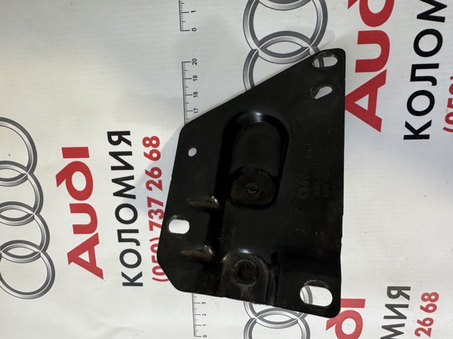 8W0823185B Стояк-крюк замка капота купить Винница