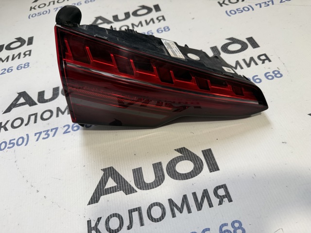 Задний левый внутренний фонарь 8W5945093AB VAG