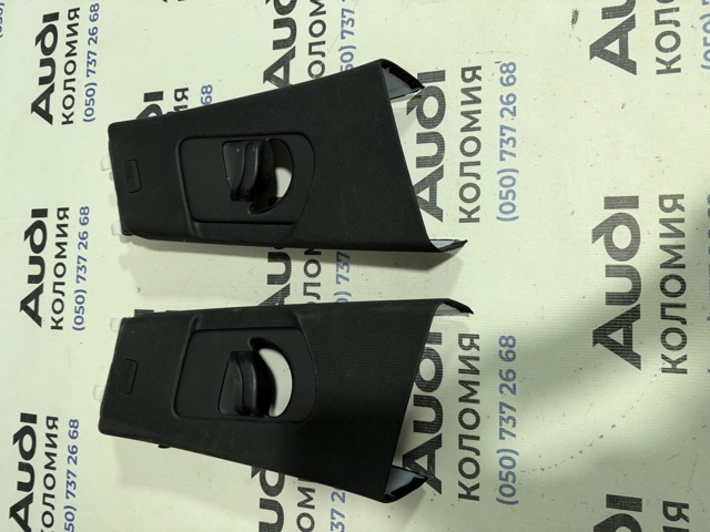Обшивка стойки кузова внутренняя, средняя правая 8W8867244V48 VAG