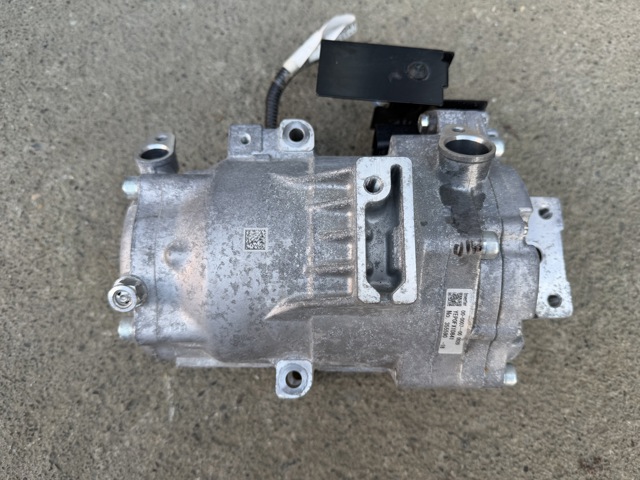 926005SA0C NISSAN Компрессор кондиционера купить в Хмельницкий