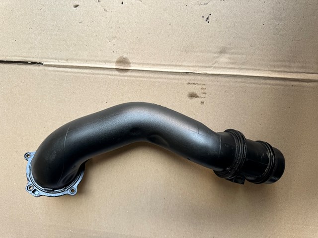 Патрубок интеркуллера A6510900242 MERCEDES