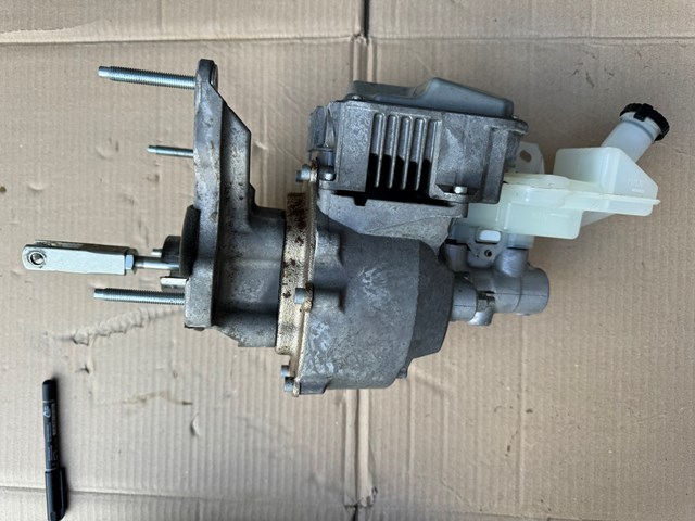 Усилитель (гидровакуумный) EAC103503A NISSAN