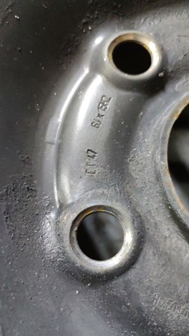 VAG 5K0601027B03C Диски колесные стальные (штампованные) в наличии Киев