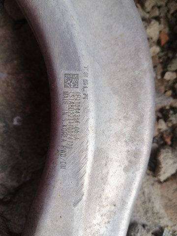 104435400A Tesla Model Рычаг передней подвески нижний левый купить в Харьков