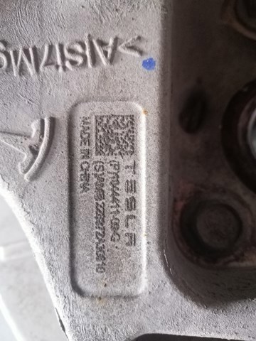 104441100G Tesla Model Цапфа (поворотный кулак) задний левый купить в Львов