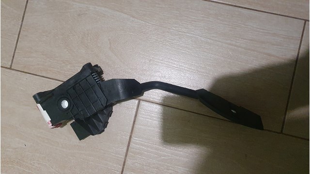 OPEL 13305805 Педаль газа (акселератора) в наличии Одесса