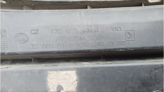 1Z0807368B VAG Решетка бампера переднего правая купить в Днепр