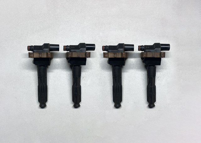 Катушка зажигания 0221506444 BOSCH