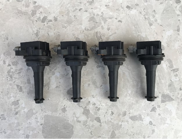 Модуль зажигания 0221604010 BOSCH