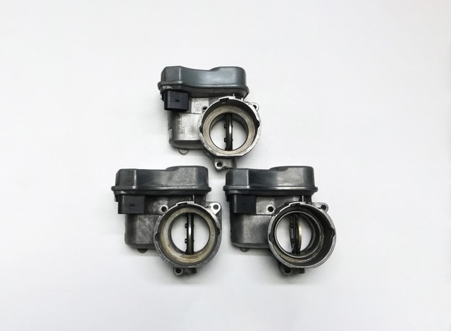 Дроссельная заслонка в сборе 03G128063L VAG