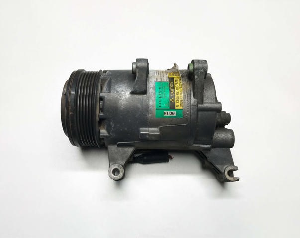 Компрессор кондиционера 64521171310 BMW
