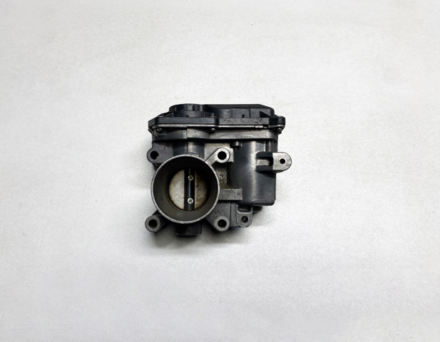 Дроссельная заслонка 8200568712 RENAULT