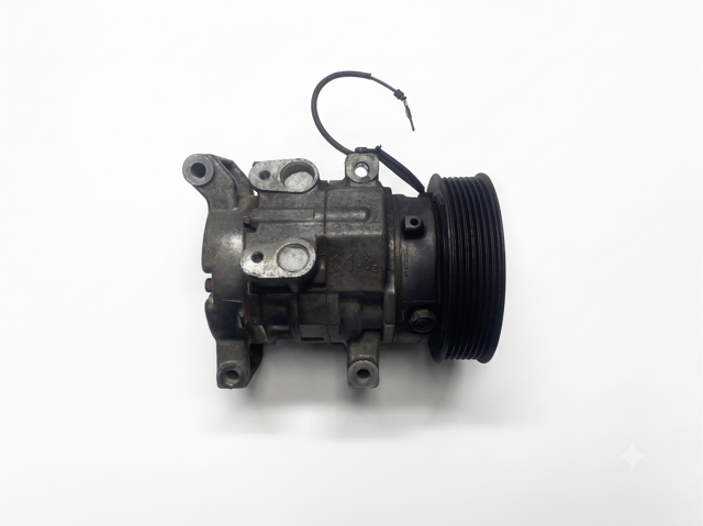 Компрессор климатической установки 883100K111 TOYOTA