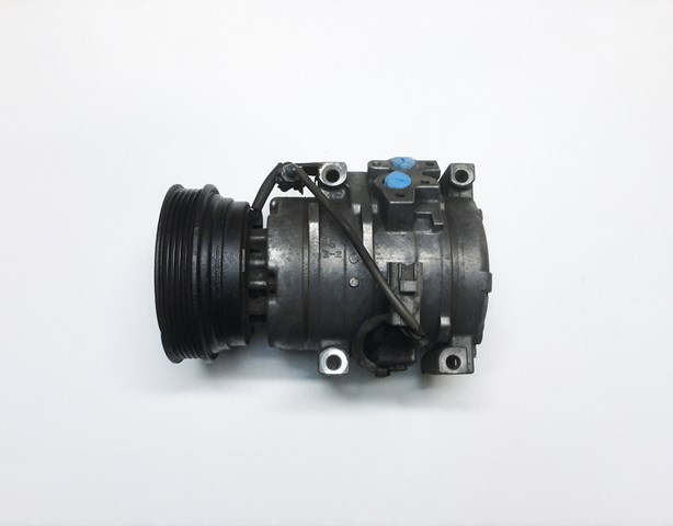 Компрессор кондиционера 883202B410 TOYOTA