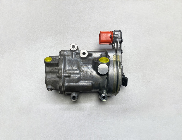 Насос кондиционера 926005SA1B NISSAN