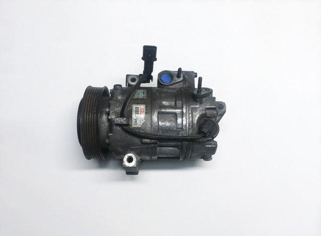 Компрессор хладагента 977012W050 HYUNDAI