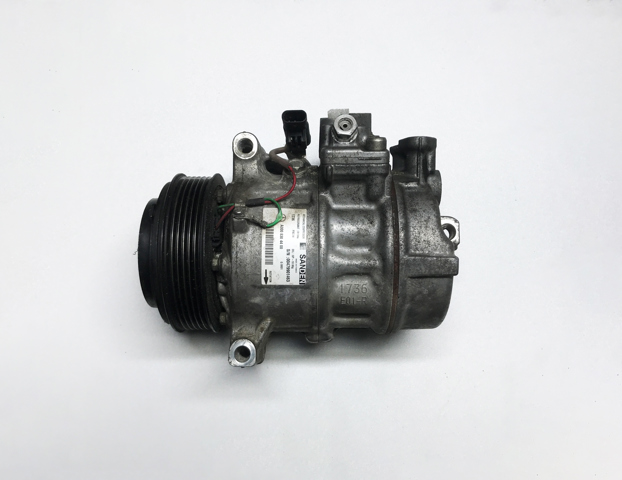 Компрессор кондиционера A0008303902 MERCEDES