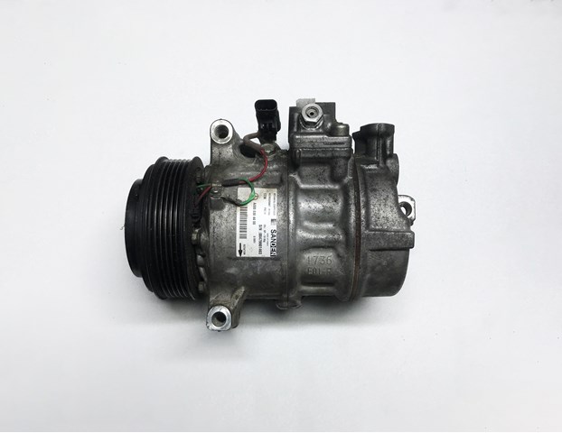 Компрессор климатической установки A0008305301 MERCEDES