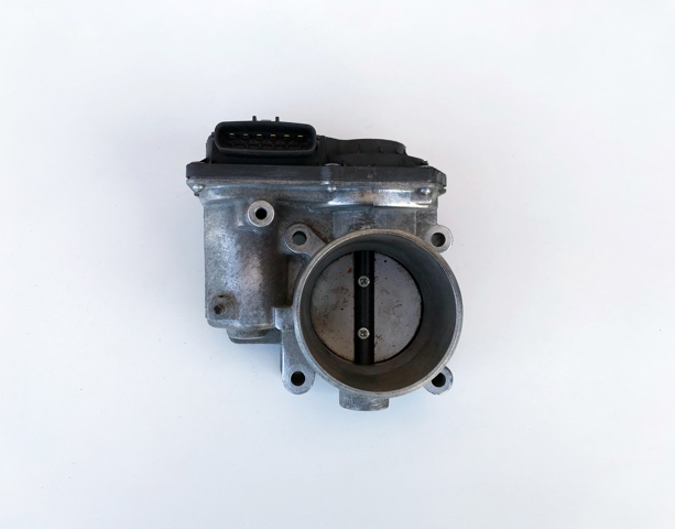 Заслонка воздушная PE0113640B MAZDA