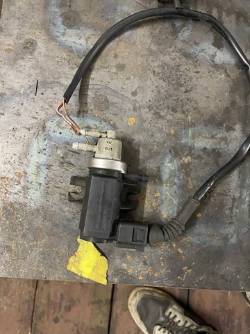 VAG 1J0906627 Клапан преобразователь давления наддува (соленоид)  в наличии Житомир