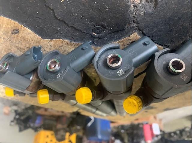 0445110320 BOSCH Топливные форсунки купить в Николаев