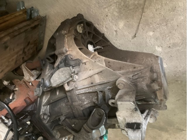 RENAULT TL4610186 в наличии Ирпень