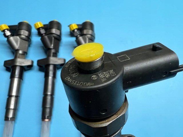 Форсунка инжектора 0445110084 BOSCH