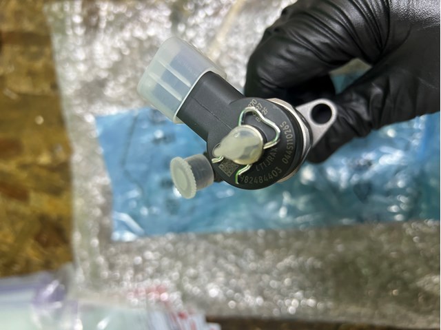 Форсунка инжектора 0445110265 BOSCH