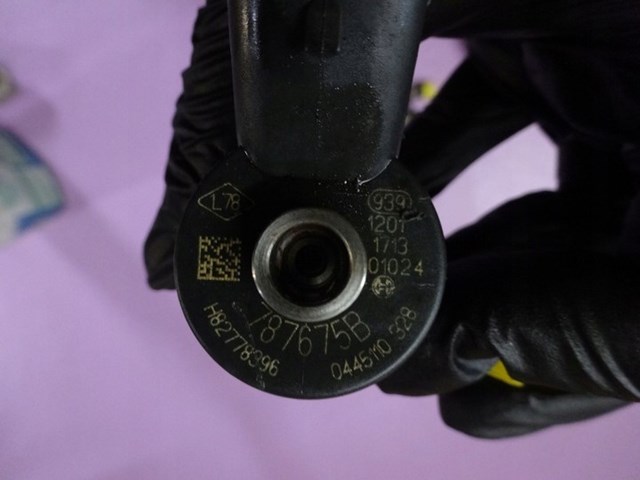 Форсунка дизельная в сборе 0445110328 RENAULT