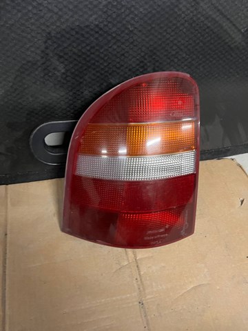 Задняя левая фара 1090090 FORD