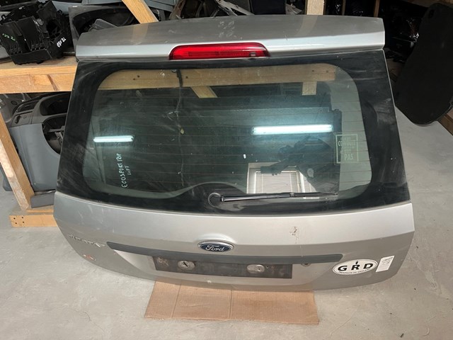 Задняя дверь 1541631 FORD