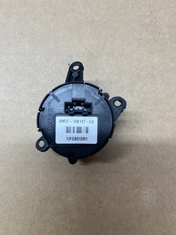 AM5T14K147CA FORD Блок кнопочных переключателей рулевого колеса купить в Запорожье
