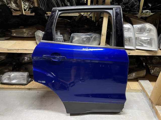 Задняя правая дверь CJ5Z7824630A FORD