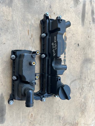 Крышка клапанов DS7Z6582C FORD
