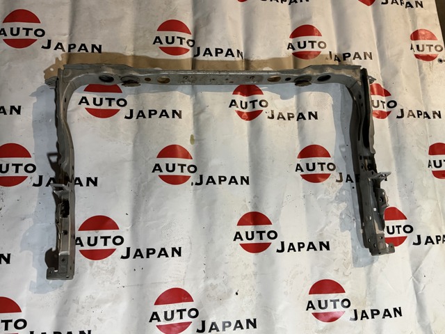 Усилитель бампера нижний 5321812901 TOYOTA