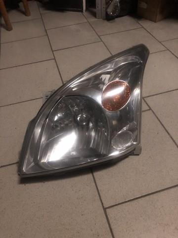811706A061 TOYOTA Левая фара купить в Павлоград