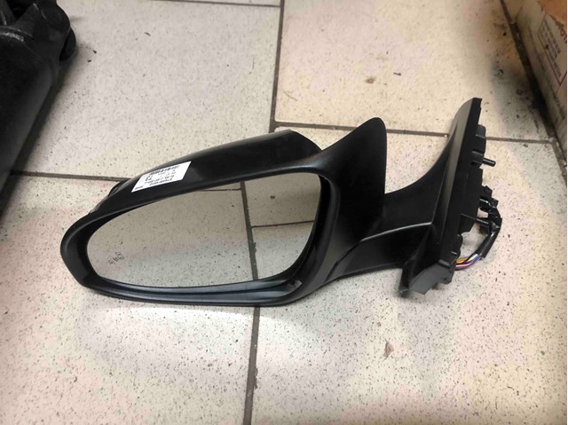 Левое боковое зеркало 87940F4032 TOYOTA