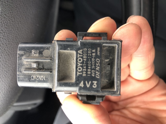Датчики парковки задний 8934148010 TOYOTA