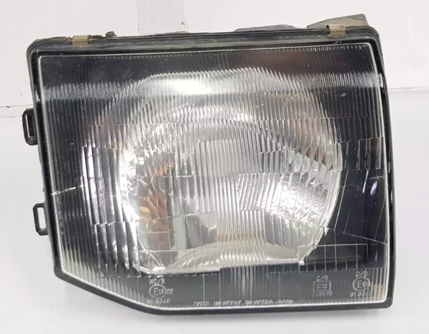 Фара передняя правая MB831068 MITSUBISHI