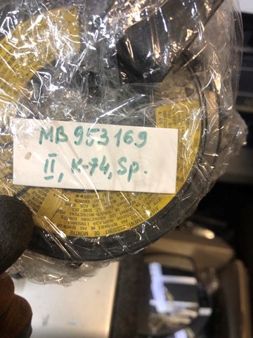 Контактное кольцо подушки безопасности MB953169 MITSUBISHI