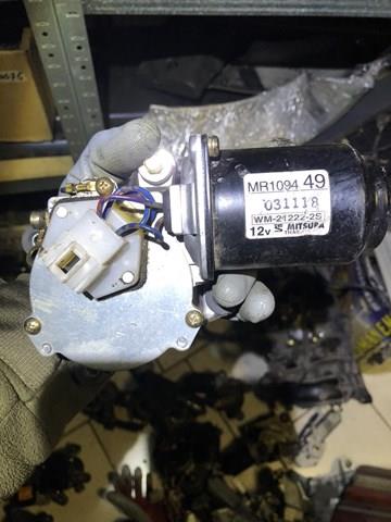 Мотор стеклоочистителя стекла (трапеции) MR109449 MITSUBISHI