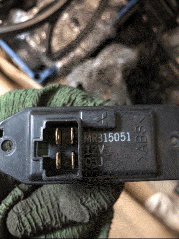 Реле отопителя MR315051 MITSUBISHI