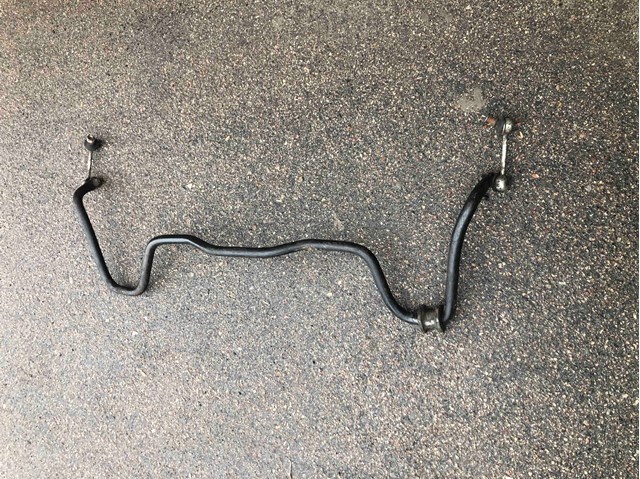 Стабилизатор задней оси Mitsubishi Pajero 4 LONG