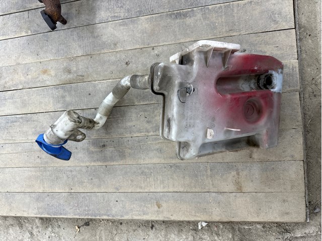 Водяной бачок омывателя стекла 1K0955453 VAG